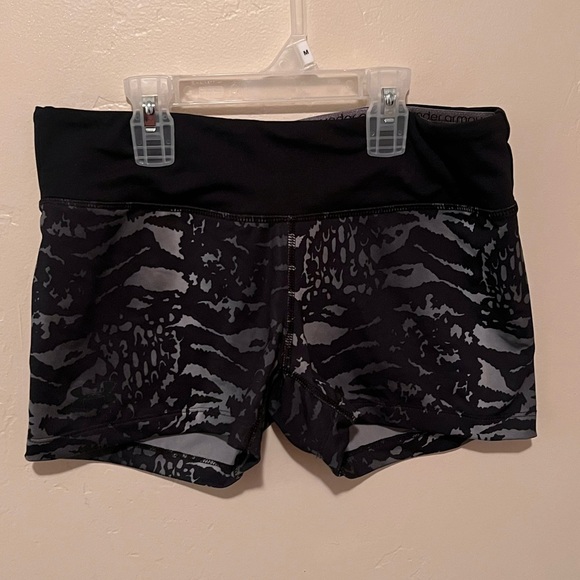 Under Armour Workout Set - Picture 5 of 7